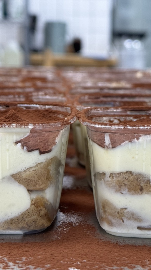 Tiramisù portions in cups ready to serve